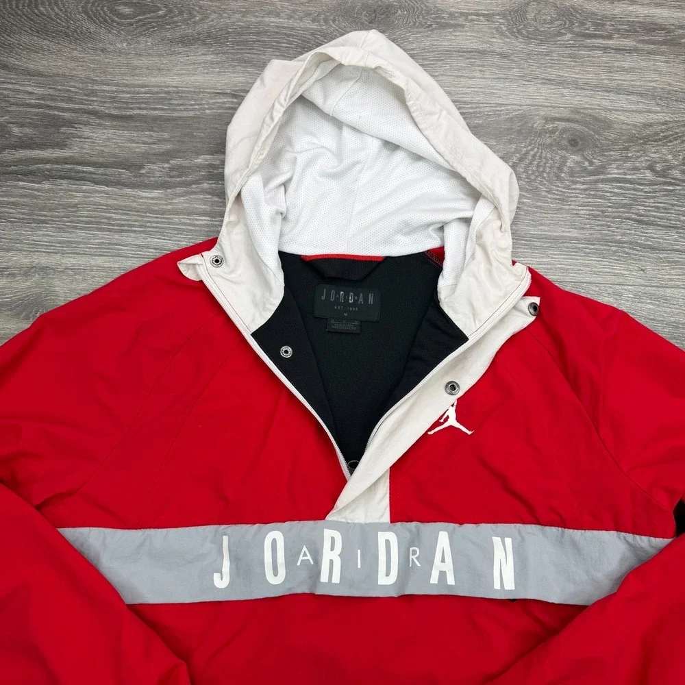 Air Jordan Jacket Mens Medium Red Spellout Windbreaker Jumpman Side Zip Hooded